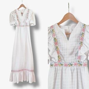 Vintage 70s Vicky Vaughn Prairie Maxi Dress Ruffle Bodice Cottage Pastel Floral